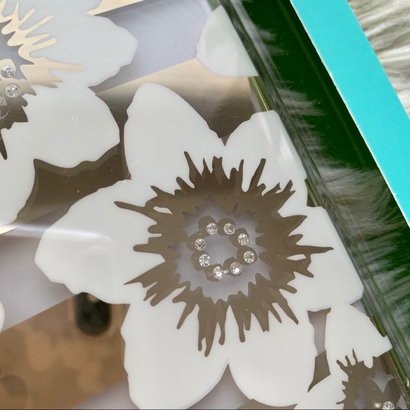 🌸2/$30-KATE SPADE, iPhone 8,7, & 6 Hardshell Case - Picture 2 of 4